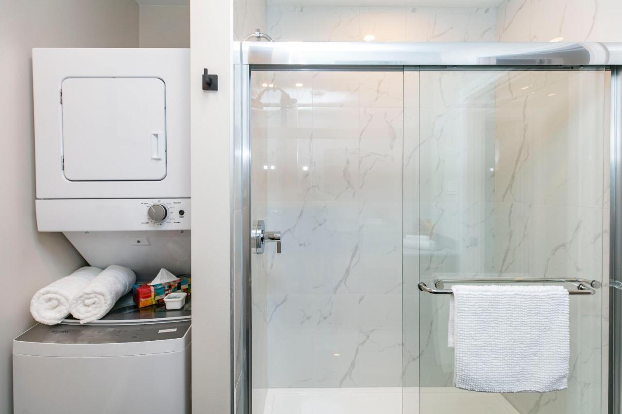 Luxury 1Br With King Bed - Steps From Byward Market! Lejlighed Ottawa Eksteriør billede
